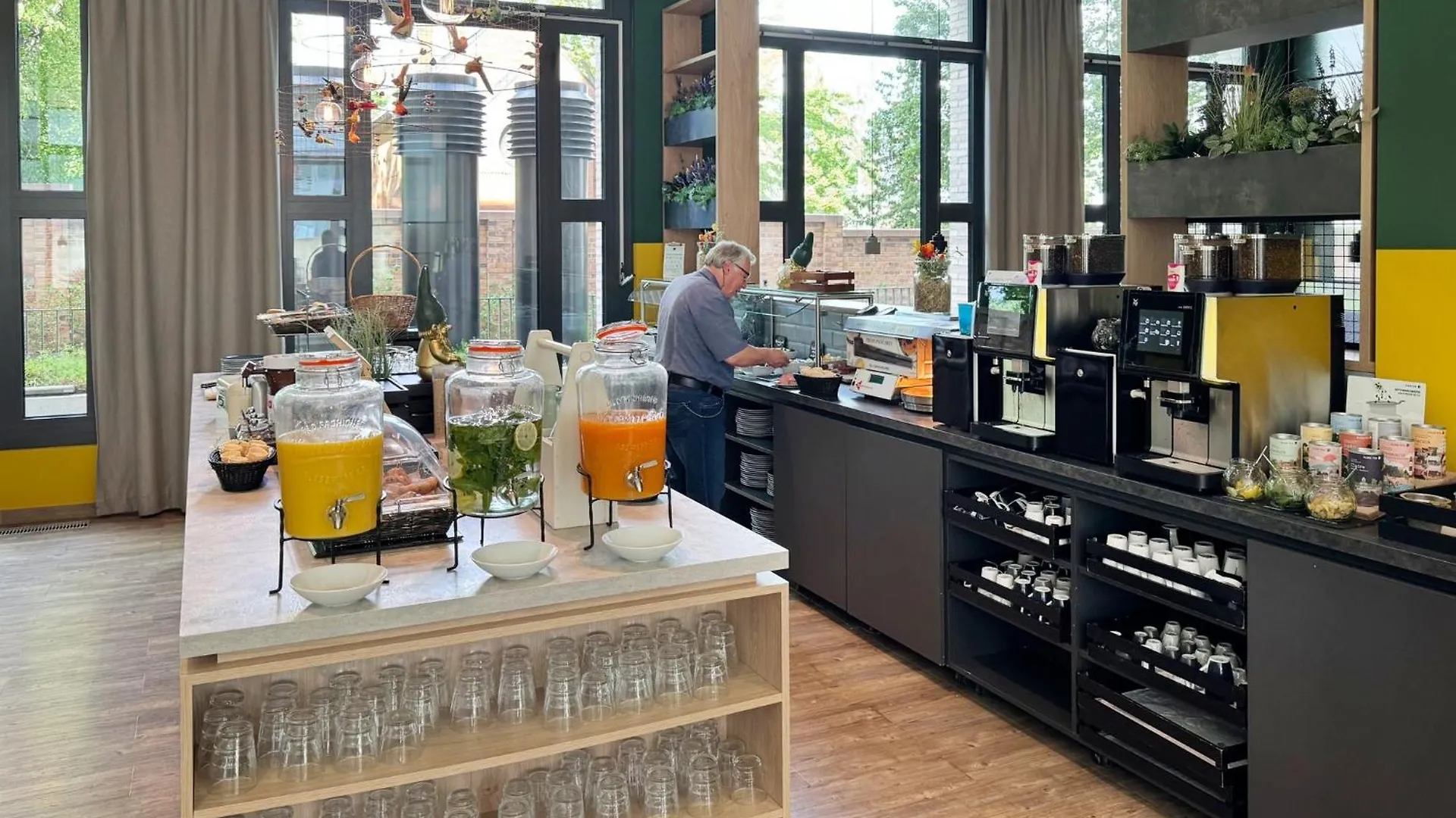 Hotel Holiday Inn - The Niu, Dwarf Berlin Schoeneberg By Ihg