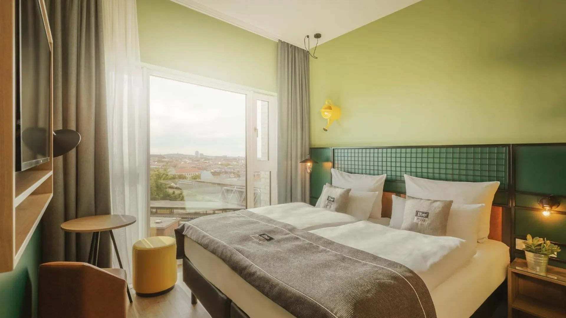 Hotel Holiday Inn - The Niu, Dwarf Berlin Schoeneberg By Ihg